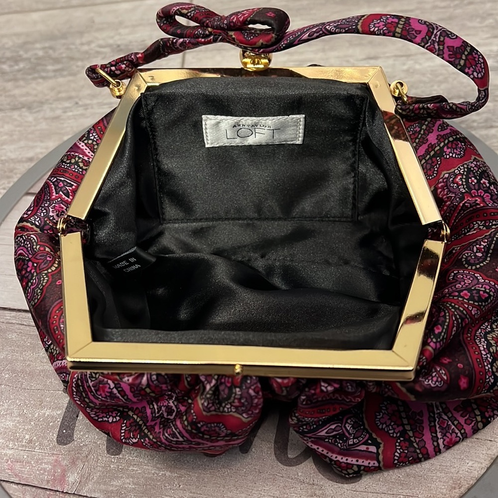 Ann Taylor Mini Purse - Picture 4 of 7